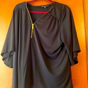 Black blouse gold zipper